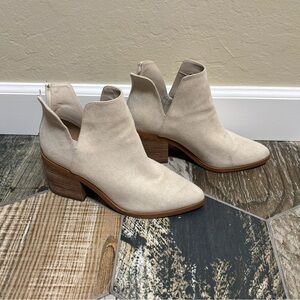 BP suede boots